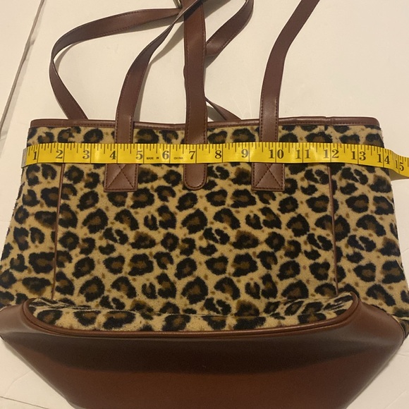 Preston & York faux fur leopard print bag. Very clean in excellent condition - Picture 7 of 8